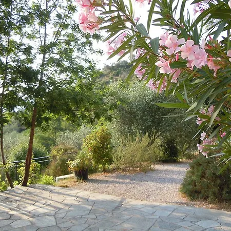 La Casina Rosa بيت للعطل *