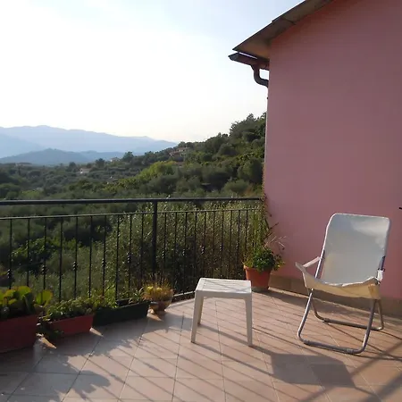 La Casina Rosa * إمبيريا